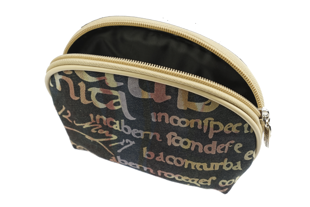 Toilet bag, length approx 17 cm, height approx 13 cm, width approx 3,5 cm