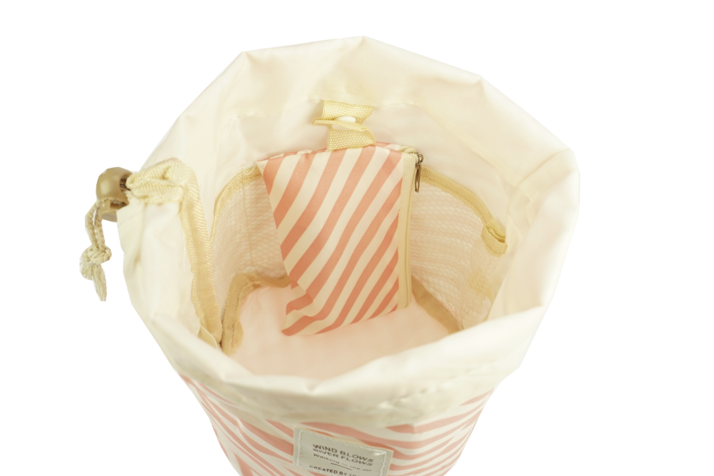 Beauty travel bag, pink/white striped, empty, Height 23,5 cm